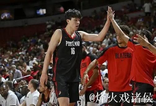 填满数据栏！格兰姆斯全场9投3中，得到10分9篮板4助1断1帽