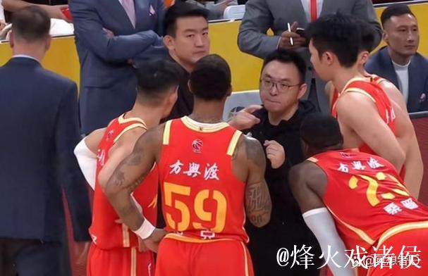 CBA常规赛揭幕战：塔克16分&迪亚洛17分，广厦88-74战胜山西